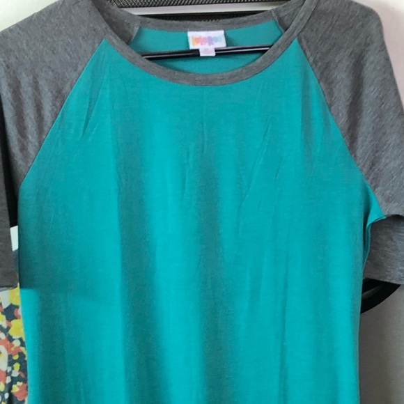 Lula Roe - Picture 2 of 6